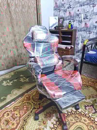 عندي كرسي كيمنك للبيع بسعر ٧٠ الف اخو الجديد ومبين بالصورة واني مغلفة ...