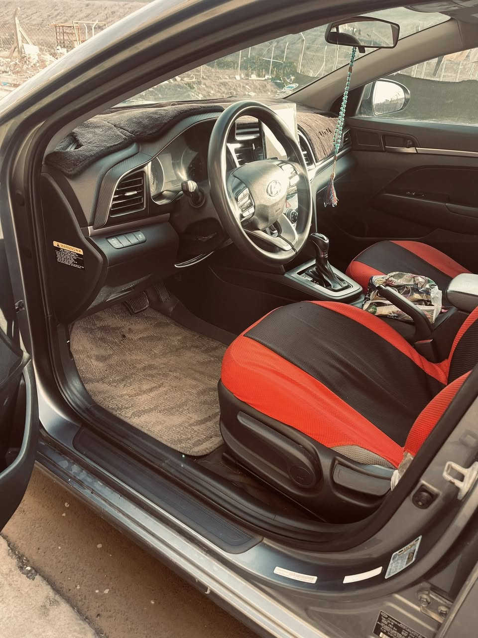 سلام عليكم النترا موديل 2019 امريكي محرك 2000ماشية 80الف   سياره بيها قطعتين مبدلة لبنيد ولباب الأيمن وبيها بارد بلباب الخلفي الأيمن وشوية بارد من جهه قبغ البانزين لغد شاصي كفاله محرك وكير كفاله حداديه ومشط ستيرن كلهن كفالة السعر 125 وبيها مجال بسيط ***********واتساب فقط
