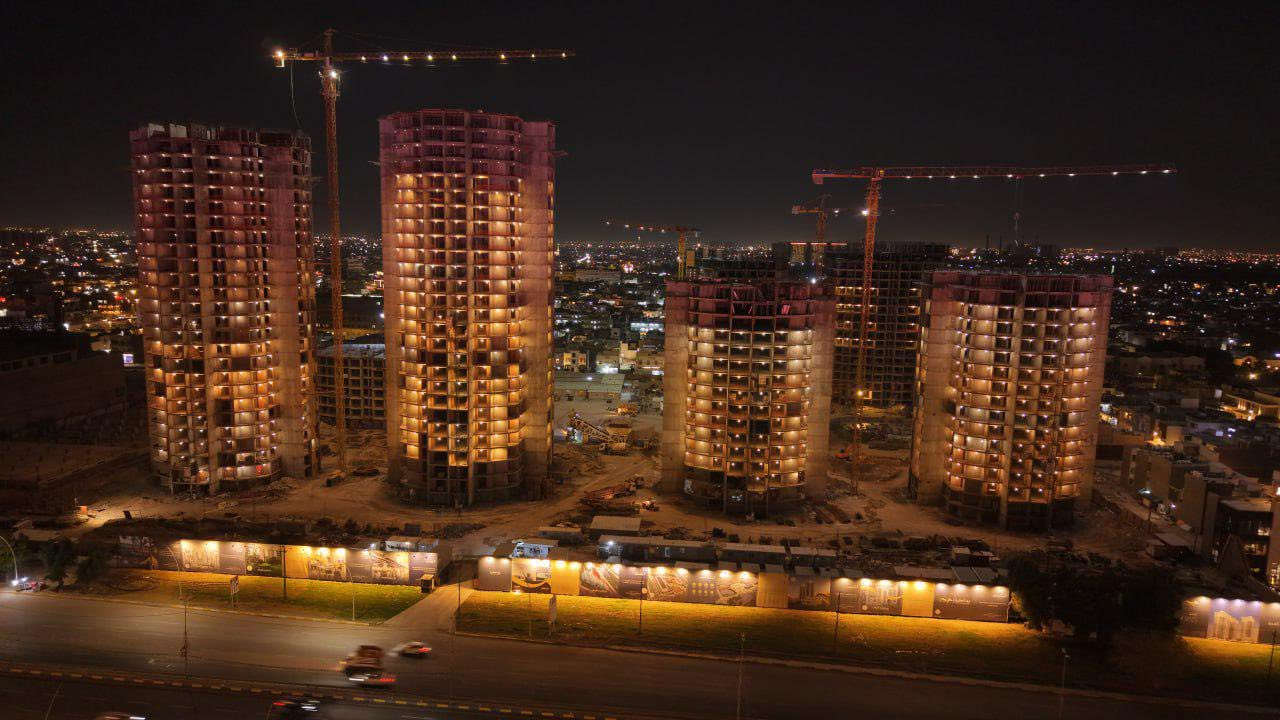 بمناسبة افتتاح مول العراق جبتلكم افخم مجمع سكني بغداد مقابيل مول العراق مباشرتاً 🔥🔥
أبراج الحرير ⚜️⚜️⚜️

تبعد عن الكرادة والجادرية ٥ دقايق واقل 🚀🚀

10 أبراج سكنية متكاملة، منها 4 أبراج VIP بمعايير فاخرة و6 أبراج عصرية بتصاميم عملية، مع خدمات متكاملة توفر لك راحة وأمان يومي.

📍 موقع استثنائي مقابل مول العراق
🌿 وفي كل سطح… جنائن معلّقة تمنحك إطلالة وهواء مختلف.

مساحات متنوعة: 142م² | 165م² | 174م² | 220م²

أبراج الحرير… أسلوب حياة يرتقي بتفاصيله

***********
