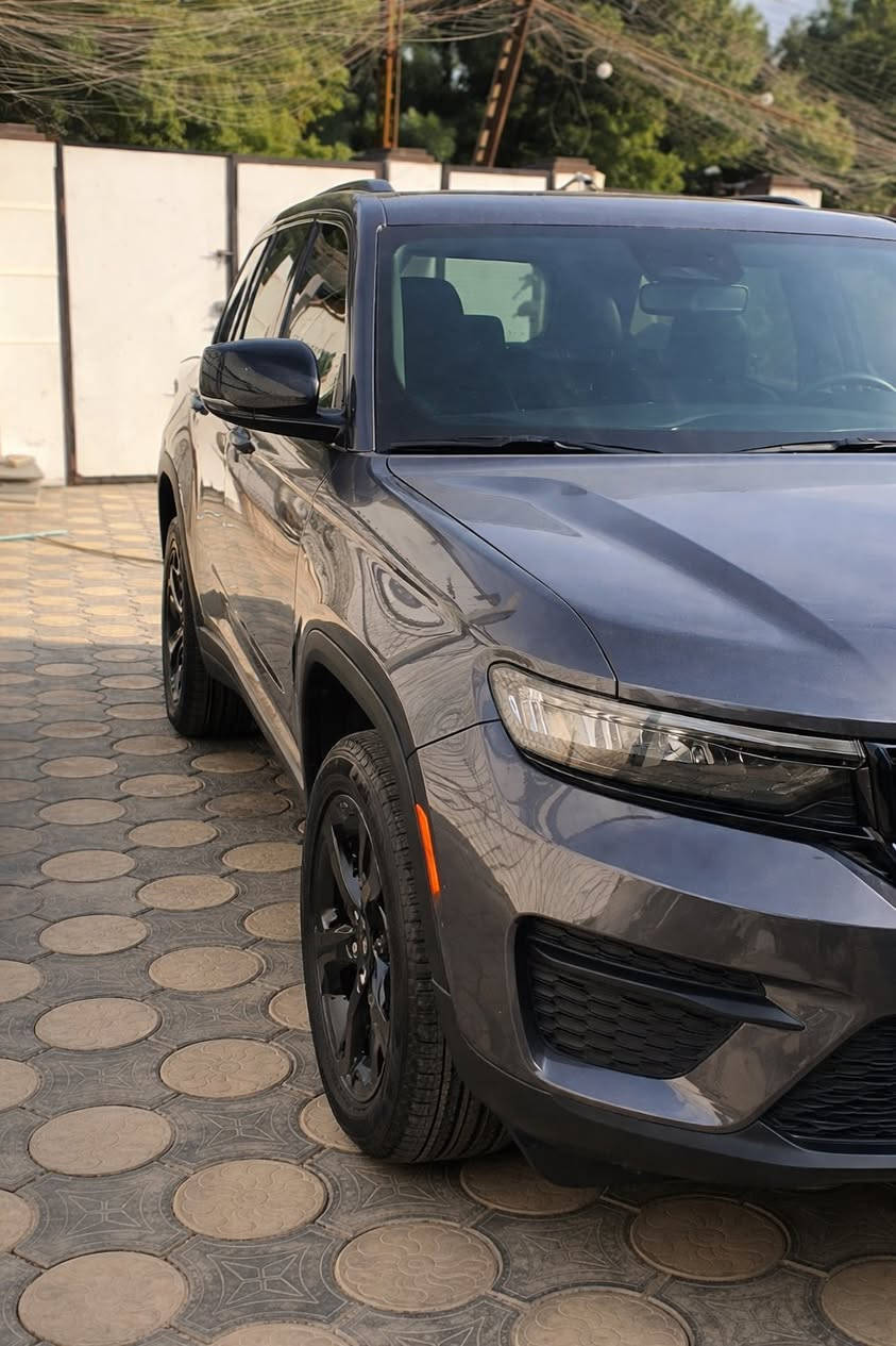 جيب لاريدو كراند شيروكي 2023 🎅🎅

حادث دعاميه خلفيه فقط / سياره كلش جديده ونظيفه/ وبل عافيه على الياخذها ✅
_____________________________________
✅رقم بغداد دولي / محرك 6 سلندر / لون نفطي 

✅دفع رباعي / 5 راكب 

✅كشنات جلد + كنتارا

✅شاشه لمس + هاند بريك بصمه 

✅تبريد قطعتين /صندوك كهرباء / حساسات 

✅تدفئه بل مري / توقف ذاتي / مانع تصادم 

✅كير ماوس + تدفئه بل مري 

✅العنوان / بغداد جديده / ***********

✅اكتب تم ليصلك السعر 💵 على الخاص 🤝
