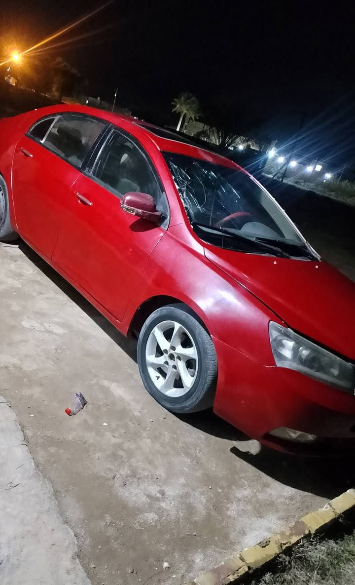 جيلي ام گراند  2013 رقم واسط مشروع وطني  سعرها 45 وبيها مجال
مكانها سماوه، رميثه،  هلال
***********
