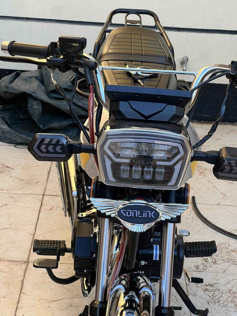 السلامً عليكم
سيفان سونك موديل 2025
 محرك السود ماصار هواي من شاده
 دراجه على وظع الشركه 
بصمات اثنين 
السعر 850 وألشراي بخدمته 
مكاني جديده الشط 
***********
