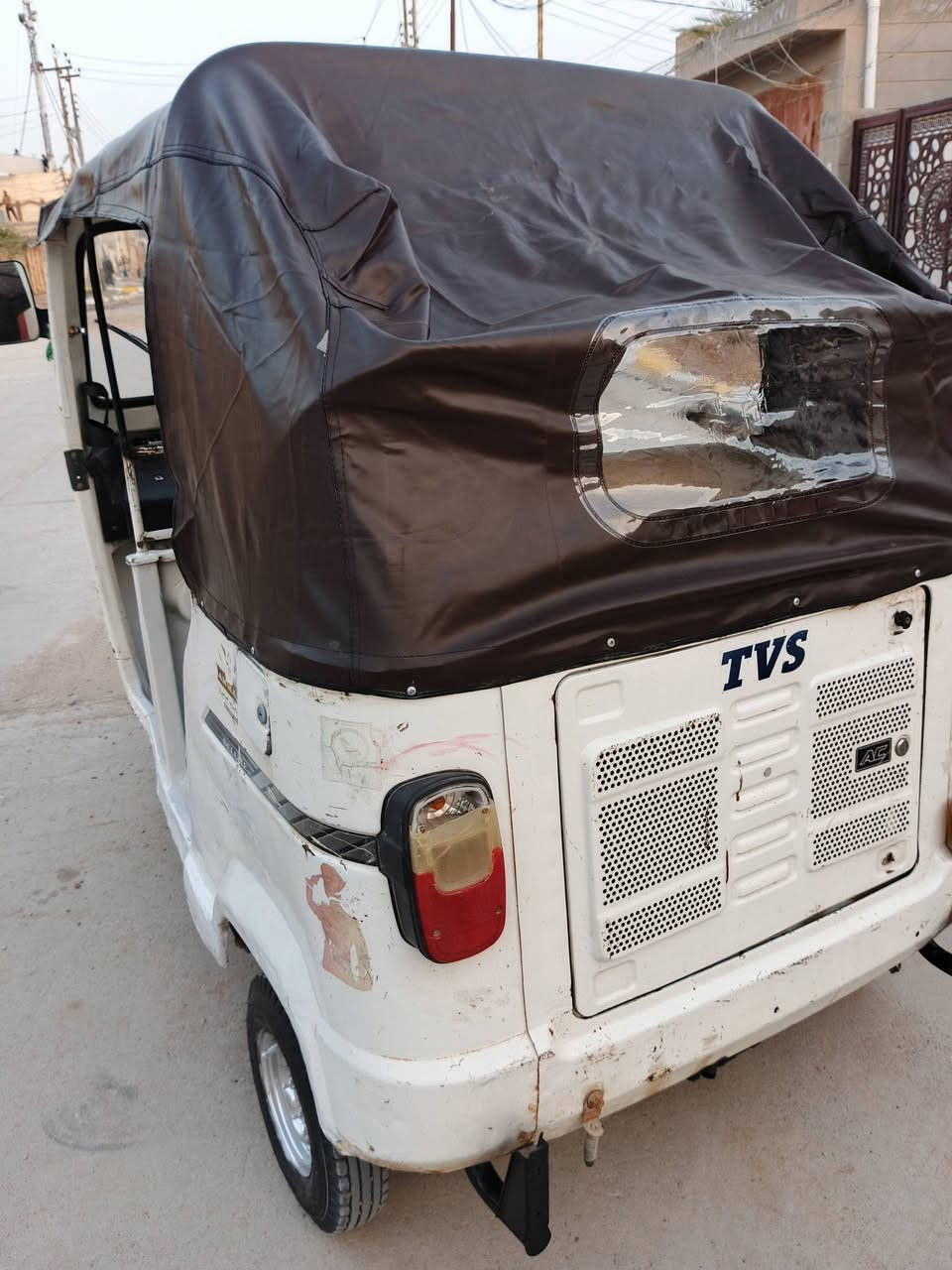 تكتك موديل 21 للبيع اورق ستنساخ السعر 3 مليون وبهه مجال***********
