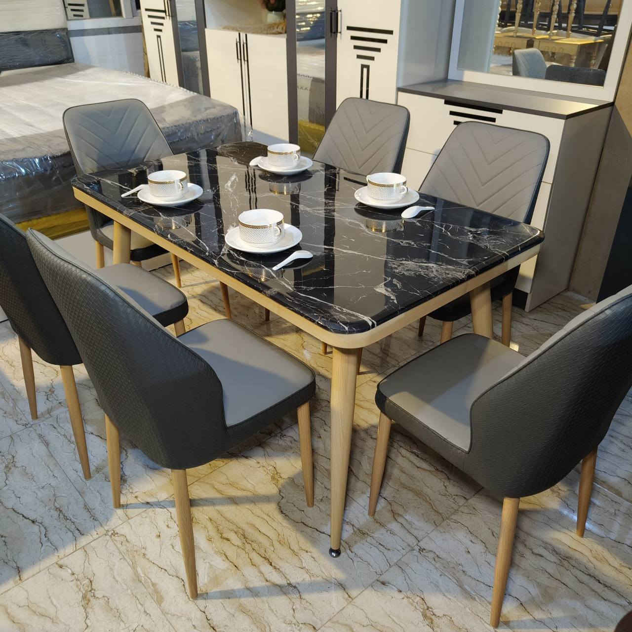 ميز طعام بمواصفات راقية
6 كراسي الكراسي 
 السطح مرمر ثقيل درجة اولى 
الأرجل حديد  صبغ حراري
الدوشمة جلد كوالتي عالي جدأ
للحجز ولاستفسار مراسله الصفحه 💫
🚛🚛🚛🚛🚛🚛
تتوفر لدينا خدمة توصيل
 كافه محافظات العراق


**إذا كنت صاحب هذا الإعلان وتريد حذفه لأي سبب، رجاءا أرسل رسالة إلى الدعم الفني**