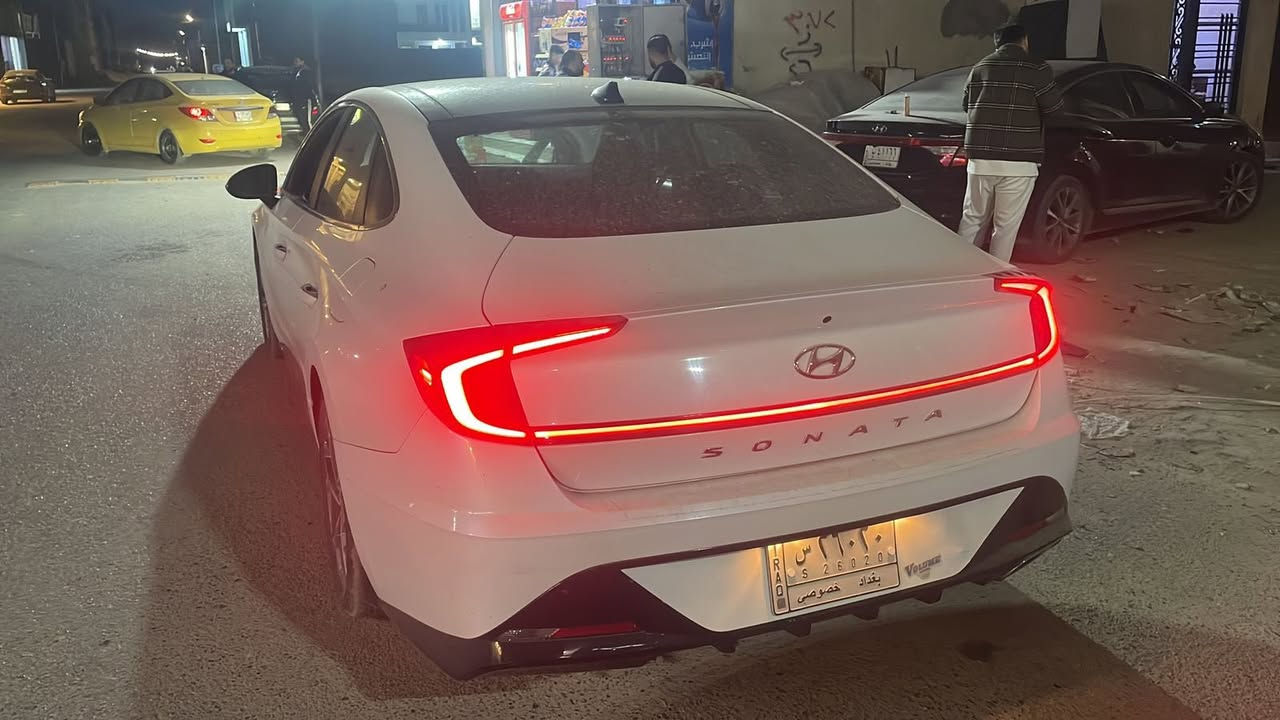 سوناتا 22 فول مواصفات ماشيه 27 ميل حادث بنيد مبدل نفس لون مكينه 2500 
سعر 169 وبيه مجال مكانه دوره
***********
