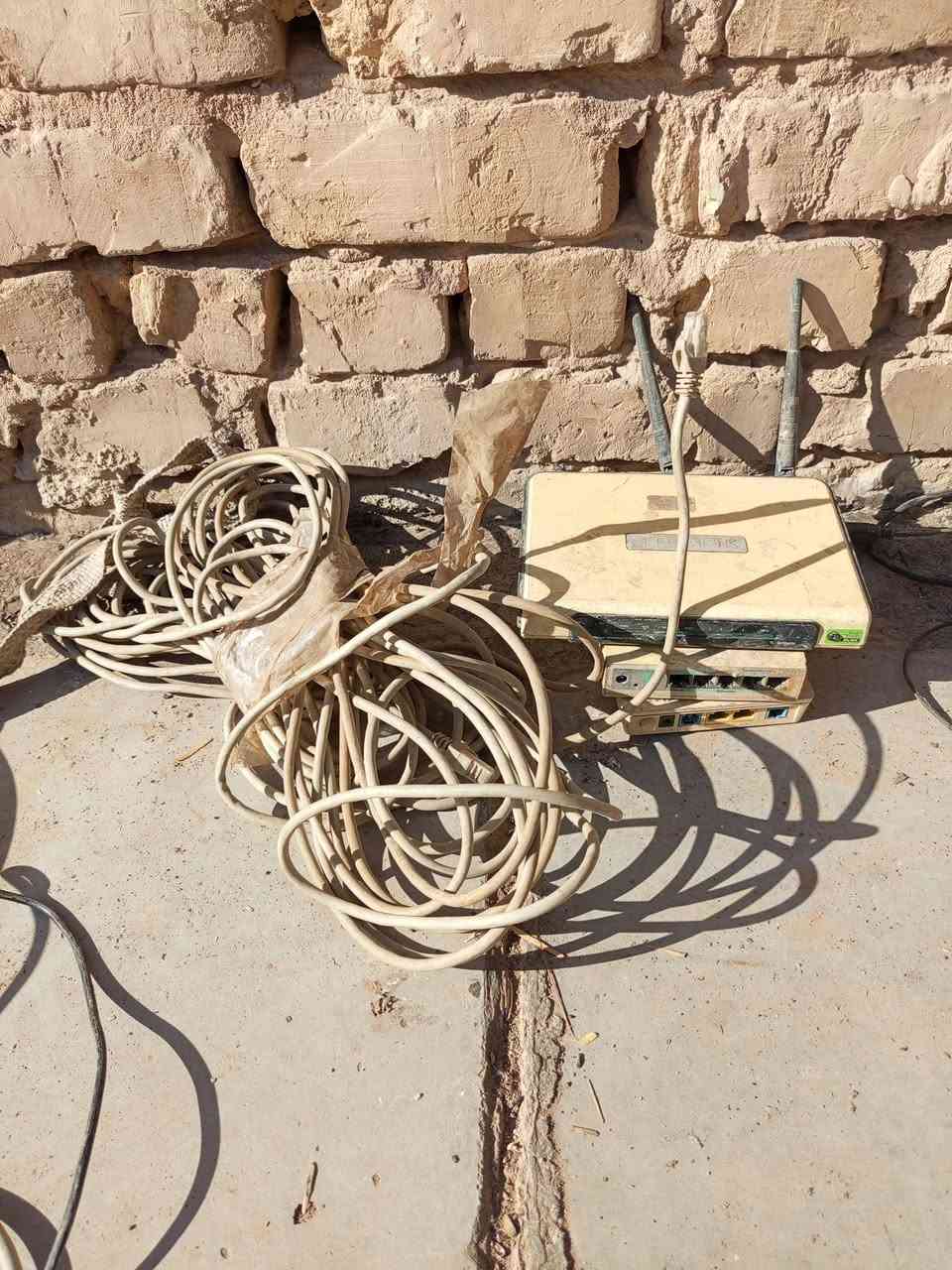 سلام عليكم كاميرات عدد 10 سعر 30
لفه مال نشره كامله شغاله سعر 75
 روتر و جهاز حمايه مال روتر و محولات وفيش سعر 25


**إذا كنت صاحب هذا الإعلان وتريد حذفه لأي سبب، رجاءا أرسل رسالة إلى الدعم الفني**