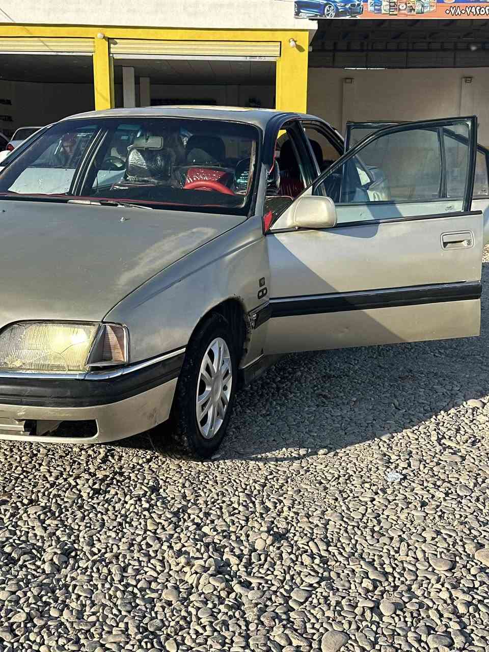 بعد التحيه والسلام
اوبل اوميگا 20 كير محرك ماشاء الله صدر جديد
السياره جاهزه من كلشي السعر 18 بيهه مجال

***********
