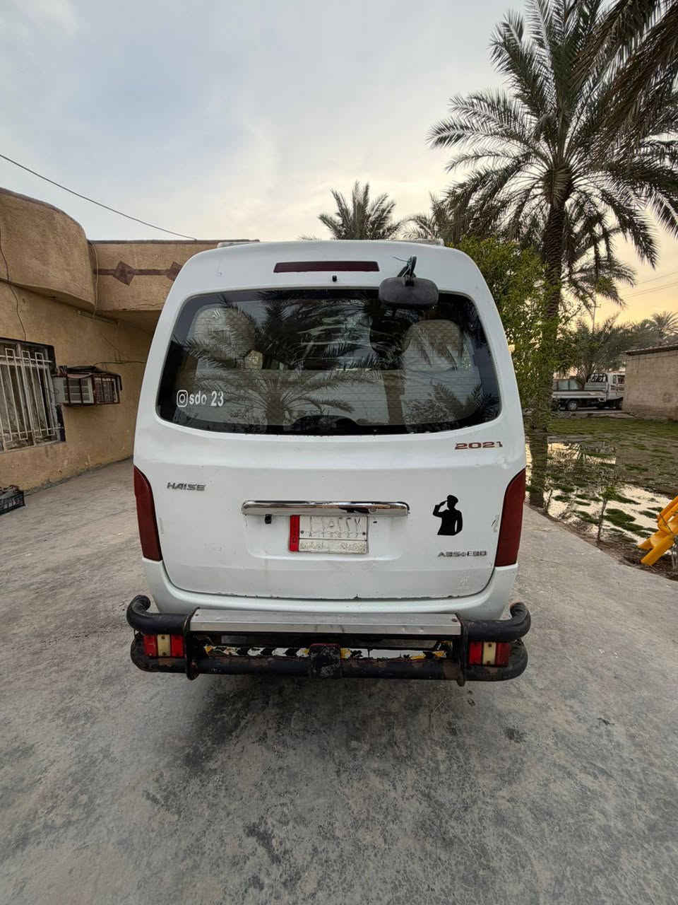 جنبي H1موديل 14 جاهزه بيه صبغ قليل مكينه كير اكيل خير من الله جاهزه رقم كربلاء تحويل  مباشر السعر 75ورقه وبيه مجال قليل الشراي فقط يتصل رجاء 
‏‪***********‬‏
