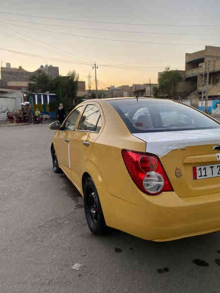 السلام عليكم
للبيع شوفرليت سونك 
موديل2012 وارد خليجي
مكينه1600 انسه الصرف
كير 5 نمر ميكانيكي
السياره عله وضع الشركه حتى المسجل بلادي 
صدر خير من الله
السياره كامله دوشمه ارضيه وكشنات
كهربائيات كله شغاله 
كلوب سيرفس ممشتغل بل سياره بيه طخه خفيفه بل جاملغ لمامي ومصلح نفسه بدون دواخل مكان السياره بغداد سعر 65 وبيه مجال قليل
وهذه رقمي***********
