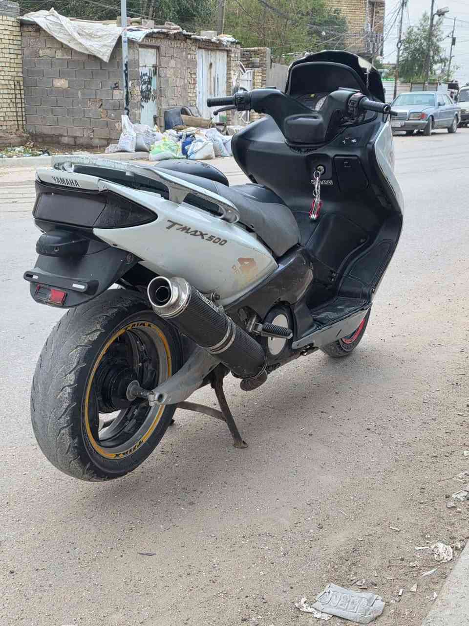 سلام عليكم دراجه تي ماكس 2007دراجه نضيفه نكره شغاله ما بيه اي نقص كامله نقص قمجي مال كيلو متر بس تجي تفحص تتطلع بيه اشوف شلعته معدله دراجه مكينه اشك الحلك 
مكاني بغداد العبيدي
سعر 13000مليون 300
رقم ***********
