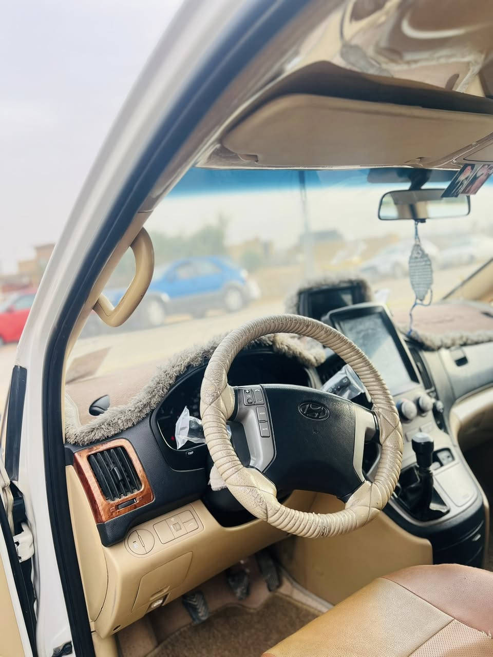 سلام عليكم ستاركس لبيع مفتوح موديل 2014محدث 2016الرقم بغداد مكفوله كفاله عامه فول المواصافات سياره بسمي ***********
