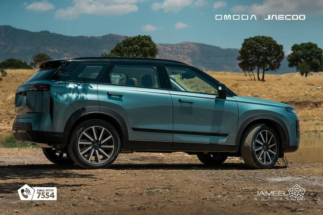💎 سيارة مصممة للناس اللي تحب تتميز.
🚘 JAECOO J7 Flagship

🎁 عرض ما قبل الافتتاح
اشترِ سيارتك قبل الافتتاح واحصل على خصم خاص من سعر السيارة، بالإضافة إلى خصم حصري على أي سيارة تشتريها مستقبلاً حتى لو تغيرت الأسعار.

مو مجرد سيارة... أسلوب حياة جديد.

✨ أبرز المواصفات:
🔹 محرك 1.6 Turbo بقوة 183 حصان
🔹 ناقل حركة DCT بـ7 سرعات
🔹 شاشة ترفيه 14.8 إنج مع Apple CarPlay & Android Auto
🔹 كاميرا محيطية 540°
🔹 سقف بانورامي
🔹 مقاعد جلد بتبريد وتدفئة
🔹 أنظمة السلامة الذكية ADAS
🔹 ضمان 7 سنوات أو 200,000 كم

📞 ولمعرفة باقي المواصفات والمزايا، تواصل معنا أو زر معرضنا، وفريقنا راح يجاوب على جميع استفساراتك.

📍 جميل موتورز
بغداد – النهضة – مقابل الجملة العصبية

*********** رسل 
🌹 بانتظاركم...
