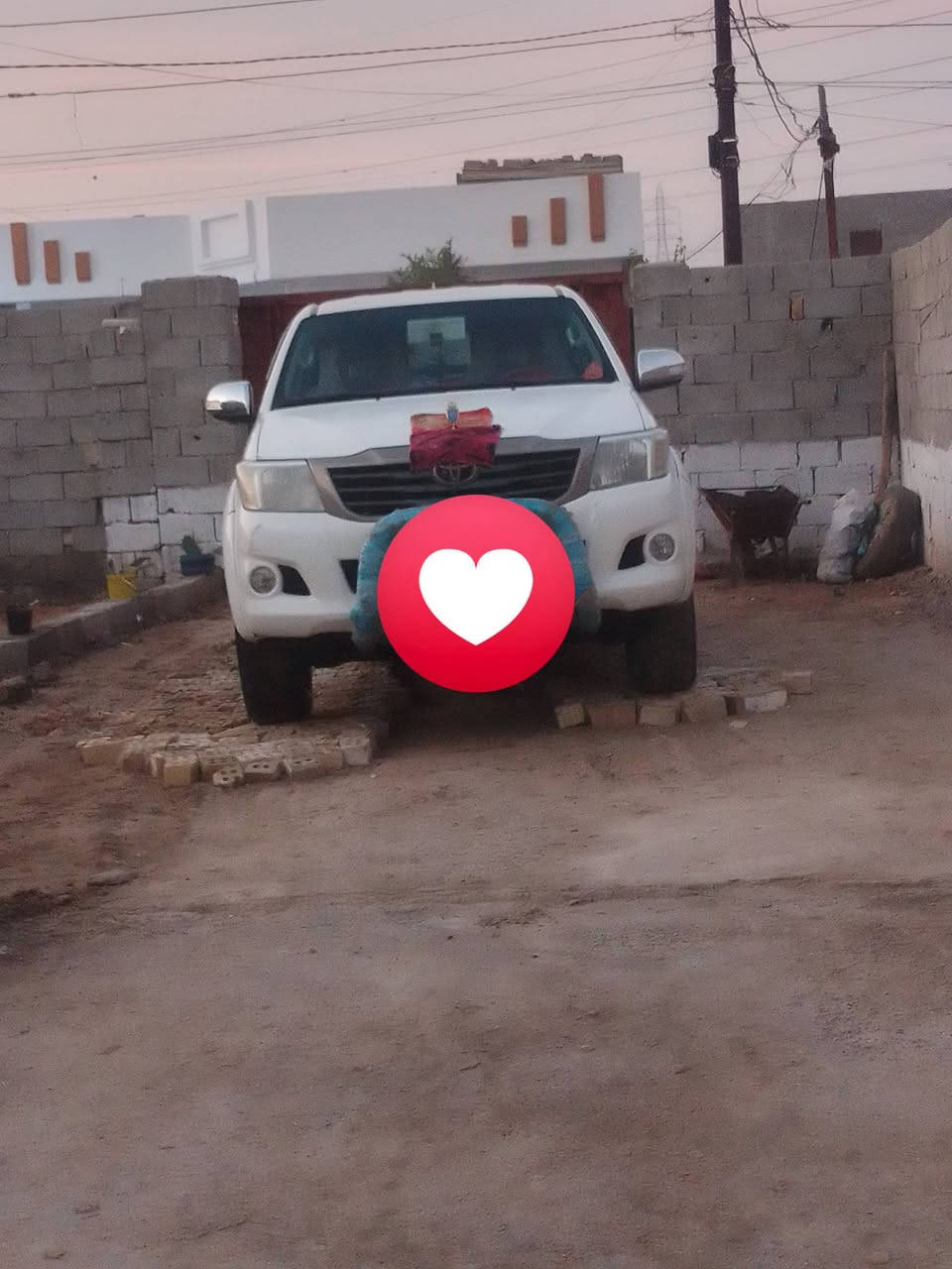 سلام عليكم بيكم فورويل 2014سيارة  السونار موضح بلصوره سياره اربيل سنويه وهزه جديده الحد 2030المكان بغداد ستفسار على الرقم السعر 240وبيه مجال*********** مراوس درهم جارجر لو اوباما حسب القناعه
