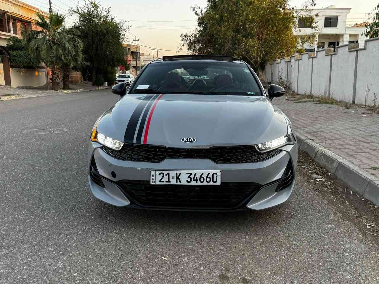 سلام عليكم 
كيا K5  2021 فول موصفات /  مراوس مع كامري حديث ويفظل هايبرد
الي تعجبه هذا رقمي ***********
