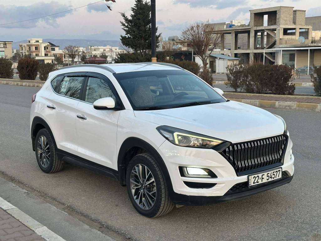 ***********
***********
 سعر 195$ورقە 
توکسون 2019 خەلیجی مواصفات کوری
مواصفات تەنیا سلایت نیه 
سنەو و ژینگە ڕەقەم تا 2030 تازەیە
 بەناوی خۆمانە  کارت بەنزینی هەیە
بی بویاغ بی پارچە گوڕاو 109km ڕۆشتوە
گێڕ و مەکینەی نەکراوەتەوە بەشەرت شمشمل, السليمانية
