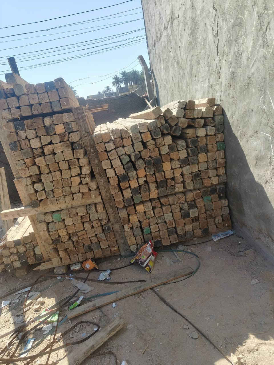 سير طول 3 العدد مكعبين
مقاصير  طول متر العدد مكعبين وربع 
مقاصير طول متر مكعب الا ربع  
العدد الكلي . خمس مكعبات 
للاستفسار الاتصال على الرقم *********** الحله
