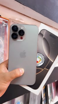 " ايفون 📲16 برو ماكس  " اللون تيتانيوم المميز  " بطاريه 🔋91 " ذاكره 25...