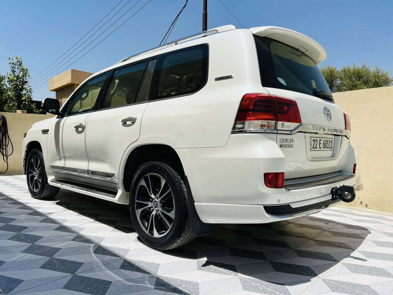 2021 بحريني GXR ماشيه 80 حقيقي شرط الفحص كفاله عامة من جميع النواحي ل لا بارد لا صبغ ابد جديده حيل الي يدور جديد ومناسب 

السياره احله من الصور بالحقيقه 

فول مواصفات 1/1 💯 :

1- فتحة 🕳️

2- بصمة 🔐

3- ماشية 80 حقيقي 🧡 وقابلة لزيادة 

4- حساس خلفي وامامي 🎶🔊

5- ثلاجة 🥶

6- 2 كراسي كهرباء ⚡

7- تشغيل عن بعد 💥

8- شاشات عرض 💻

9-كامرات 4 دوارة 👀

10- 8  ايرباك 

11-دفع رباعي 🎮

12- شاحن واير لس

12- رقم اربيل  بأسمي 

حجم المحرك: 6. V✅

ملاحظة // السيارةبيهه شخط صغير  كفالة عامة من جميع النواحي 

وشرط  الفحص ✅  

جديدة بمعنى الكلمه شرط زيرو  تخم تاير حدادية تبريد جاهزة من كلشي مابيها اي نقص وبالعافية ع تكون من نصيبه

جديد تحويل مباشر   

🟩 السعر ( 535 $ )💸وبيها مجال جداً بسيط للطيبين♥️                     
بيع او مراوس حسب القناعه 
ماكو هيج سعر بهيج نظافة مستحيل 

للإستفسار الاتصال ع الارقام التالية 📲📲

(‏ *********** ) 

 ( ) 

تحياتي لجميع 🌹 🌸
