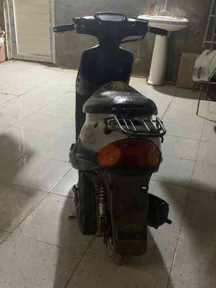 BJ
دراجه BJللبيع نضيفه كلش مفتوحه مانقصها شي بس الباتري هابط واير عداد كفرات اصلي سعرها 325وبيها مجال الشراي خاص
رقمي:***********
