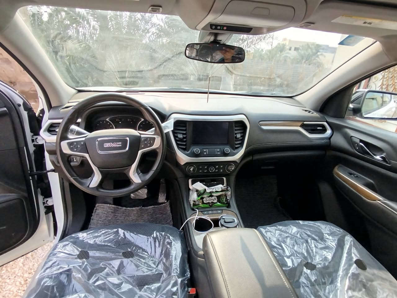 سلام عليكم جمسي اكاديه موديل 23 نص فول  مكفوله بيها بس بارد مكانين على كد شبر موجود رقم الشاصي يمك بل صوره شوف الحادث قبل لا تتصل سياره جديده لا صبغ ولا معجون ولا تبديل مكينه 2000تيربو سعر 265 مكاني البصره ابو الخصيب ***********
