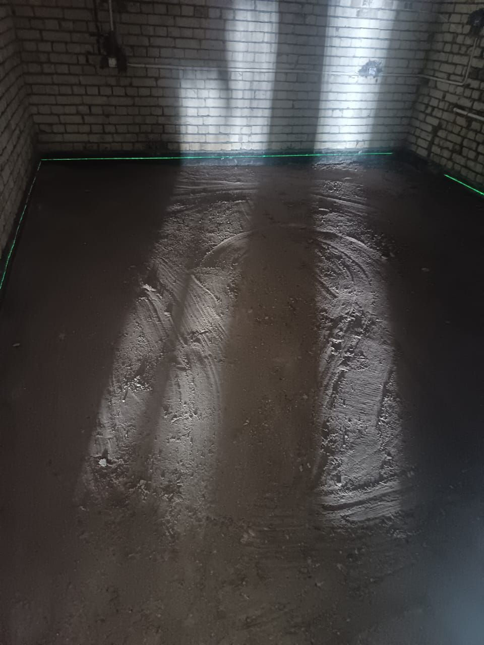 ***********سلام عليكم نجارينه حدادينه ابو بيت هاذه شقلنه اليوم شقل مرتب علا قياسات المطلوبه يلي عنده ارضيه رباط تصليطه صطح حنه بلخدمه *********** داخل البصره شغل درجه اولى سعر مناسب
