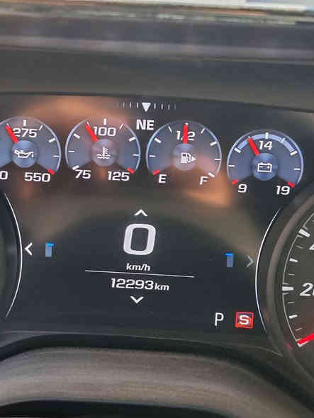 السلام عليكم  للمراوس فقط......

كمارو 2019 محرك 8 سلندر 6.2 كير 10 نمر 

السياره ماشيه 12 الف كيلو  قابل للزياده وماكو بنضافته بلشارع

فوول مواصفات السياره 
داتا شو 
فتحه سقف
كشناات مختمه ss تدفئه تبريد كهرباء
نقطه عمياء
حساس خلفي وبعد مواصفات الكمارو المعروفه 

السياره بدون حادث سرقه محرك وكير وكشنات وجايبله محرك وكير مال نفس الموديل وكل عقولهه بلاديات وغرفه مال ss نفس الموديل (جايبلهه سياره كامله) نفس الموديل شرط كلشي بيهه شغال وبدون اي كلوب  

الصبغ الي بيهه بنيد ودعاميه امامي فقط
وبيهه بارد بلجاملغ الامامي الايسر ومكحل بس فوك باقي السياره كفاله 
***********
