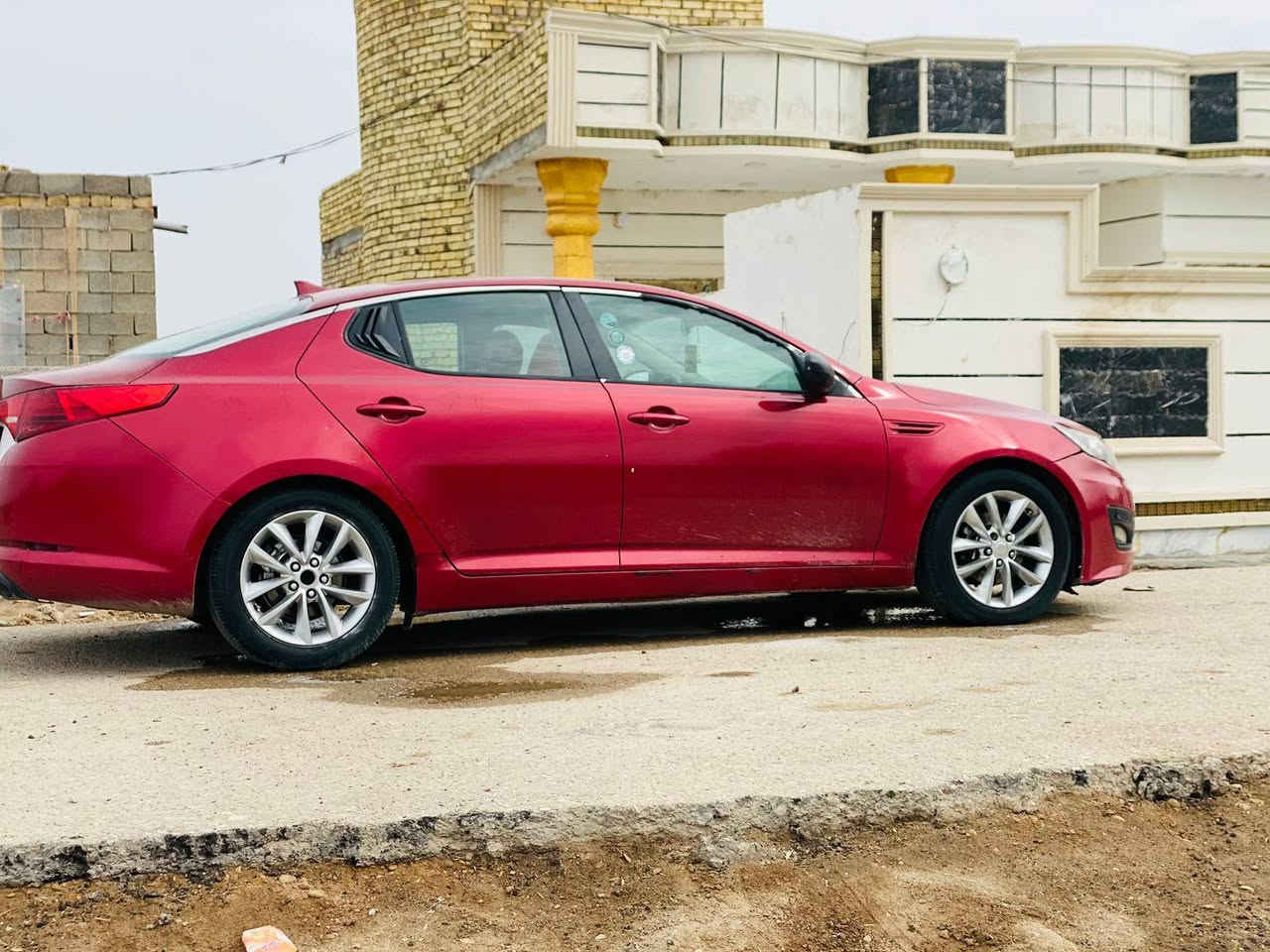 سلام عليكم لبيع اوبتيما موديل 13مريكي كفاله من ضربه وتبديل بيه مكانات صبغ ثر شخوط سياره جديده مابيه نقص مكينه وكير كفاله حداديه وتخم تأير سياره جديد سنويه ل 30تحويل مباشر مشروع وطني سعر سياره 91بيه مجال مكان سياره عماره شراي ينتصل ***********
