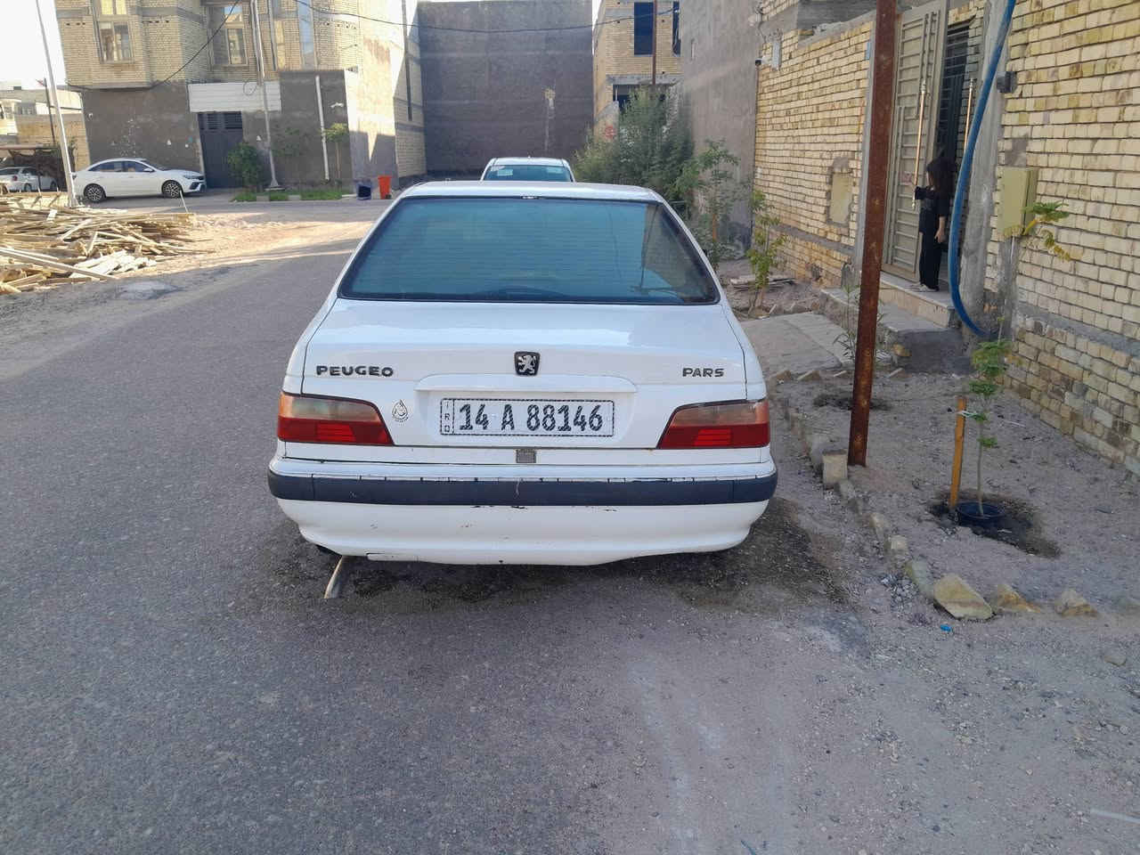 بيجو بارص للبيع مديل 2015   توني محوله باسمي رقم انكليزي  سنويه تنتهي ب 2030 مكينة كير تبريد  خير من الله بيه ملاحضات بسيطه تجي وتشوف شوف العين ***********
