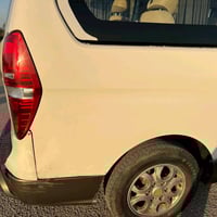 ستاركس مفتوح للبيع  مديل 2009 مبدل بنيد سياره مكفوله من الصبغ بيه بارد...