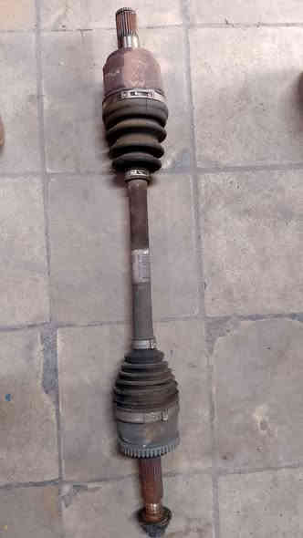 حداده صدر ريو مضلع اكسنت مضلع اصلي تفصيخ 
زوج طبلات كامله ٨٠ الف
زوج دبلات كامله ١٠٠ الف
زوج شمعات ٢٥ الف
مشط ستيرن ١٠٠ الف
صليب ستيرن ٢٥ الف
شفت ستيرن ٢٥ الف
اذان هوائيه ٣٥ الف
دجه كير ٢٥ الف 
بغداد الامين شارع المعلمين محل القسواء 
توصيل بغداد والمحافظات 
***********
