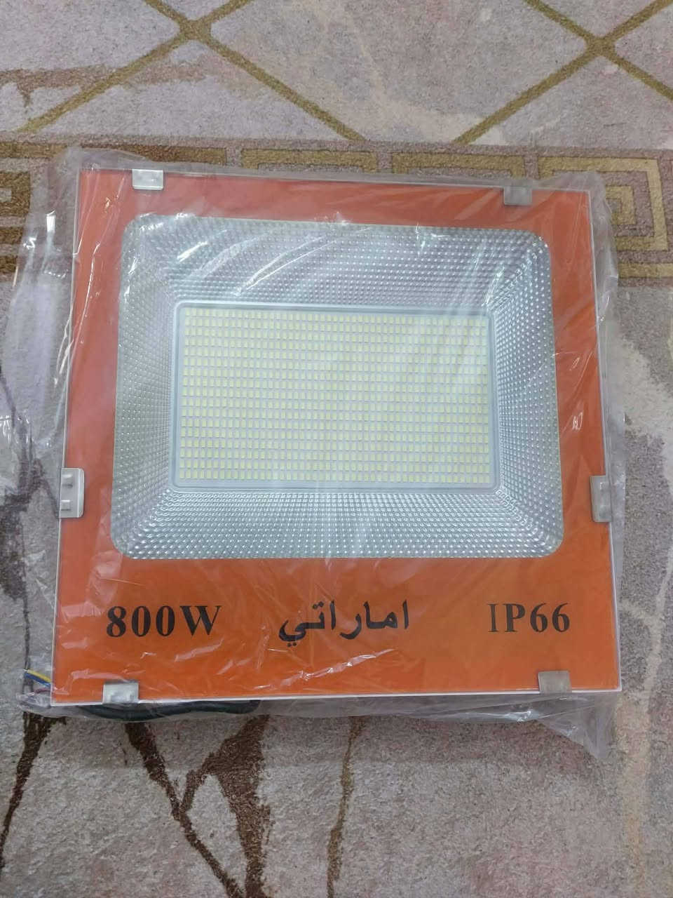 بلاجكتور 800 واط
ضد الماء معيار ال  IP66
ضوى قوي شرط الفحص 
السعر 15 مع التوصيل  
***********
