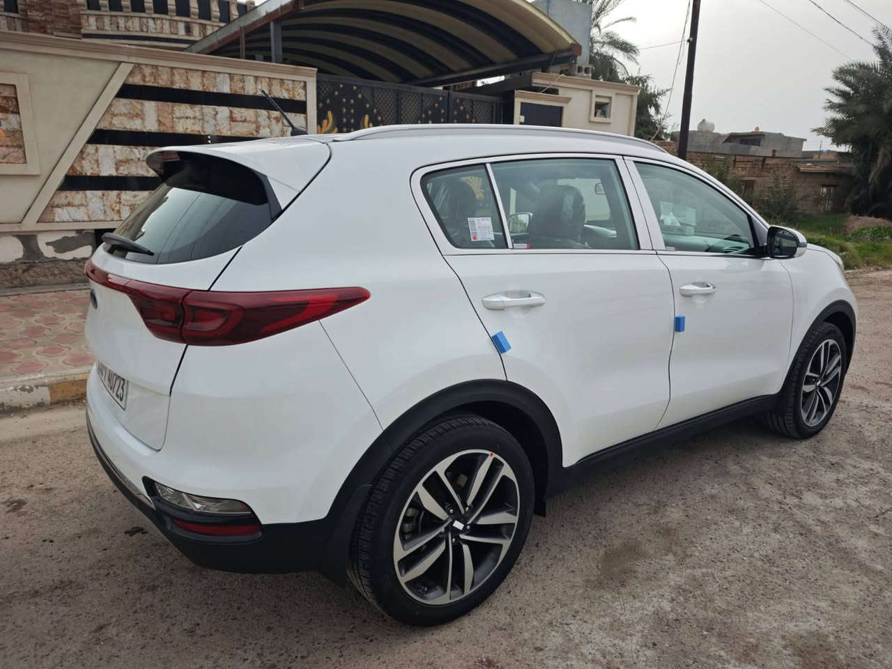 بيع او مراوس حسب القناعه
كيا سبورتج 2019 شكل 21 خليجي كفالة من تبديل وصبغ
رقم بغداد ماشية 81
تبريد قطعتين 
تحكم ستيرن + قفل سرعة 
حساس امامي + خلفي 
مري شفط + ويل كروم 
كشنات جلد 
داخل بيجي + قمارة سوده 
مود درايف انضمه قيادة 
لايت عدسة+ لد نهاري 
ملاحظة بيها فقط 4 اصابع بارد جوة قبق البانزين 
السعر 185 
مكاني بغداد التاجي 
***********
