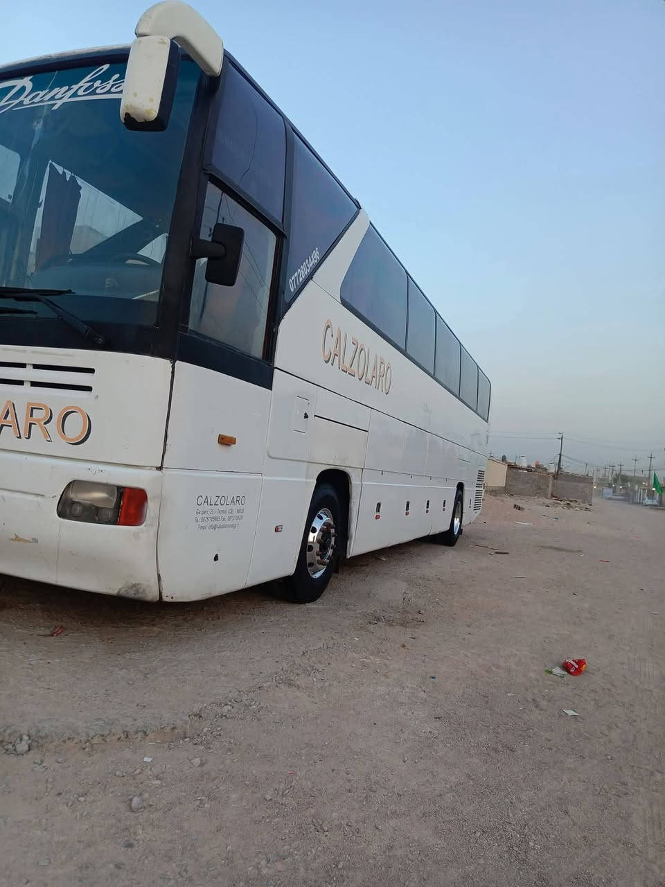 السلام عليكم باص 350 عاليه للبيع تخم تاير ويل كب مكينه لا بخار ولاتنقيص تبريد بلادي ثلج بدون بيع فقط الشراي يتصل ***********
