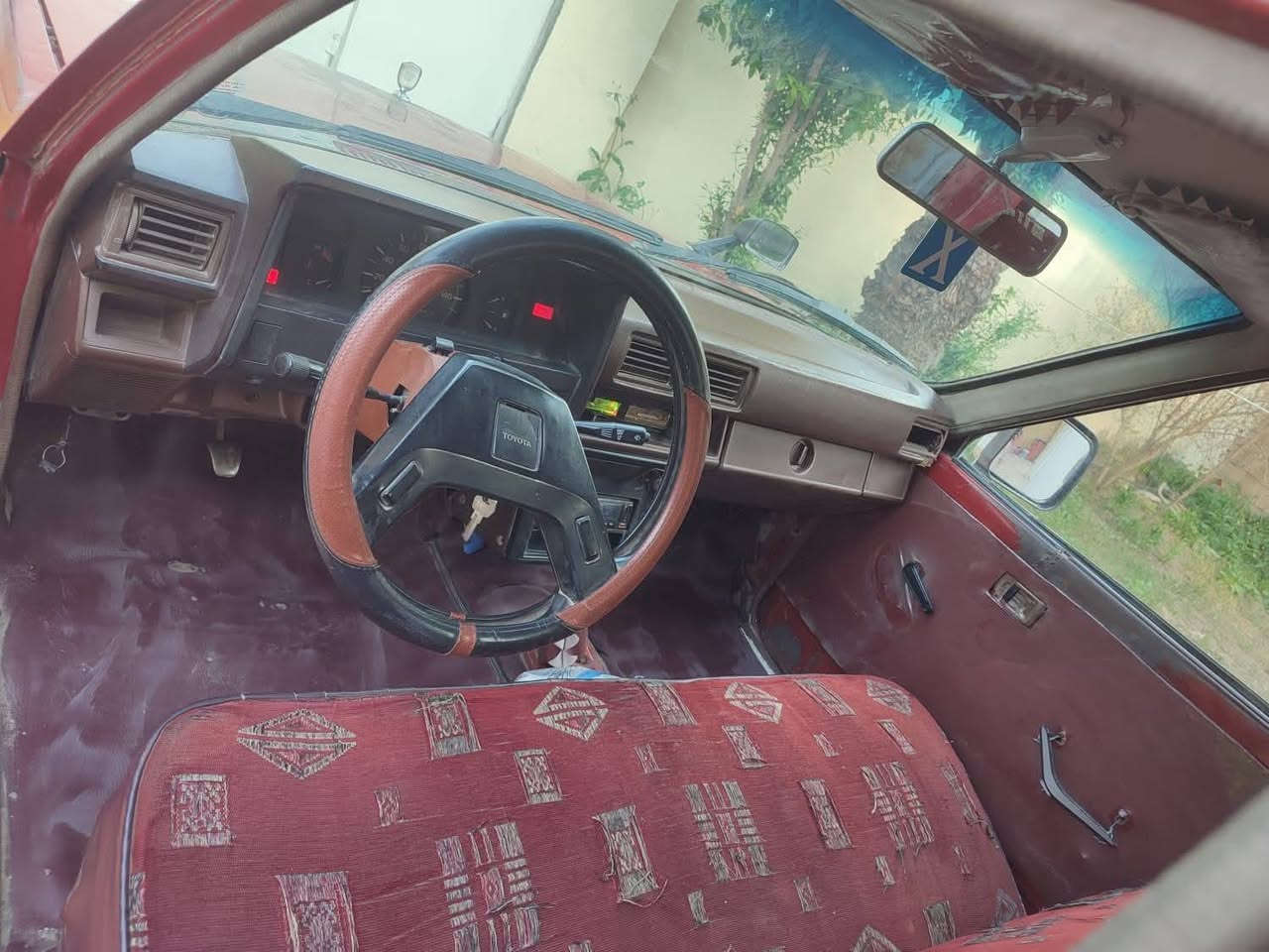 السلام عليكم.  للبيع بيكم ٨٥ رقم ديالى ألماني مشروع وطني السياره بلاديه  محرك مجفت جديد لبلادي  كير اربع نمر اكسل نضيف 
تخم تاير كهربائيات كله كامله السعر ٤٥ورقه وبيه مجال للستفسار  ‎*********** اتصال واتساب 
مكاني بغداد المدائن
