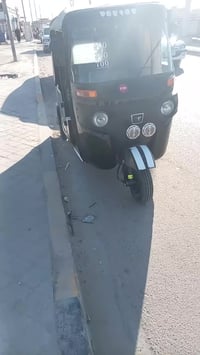 تكتك موديل 20 رقم وسنويه سعر 5 ونص اتصال 07747350033