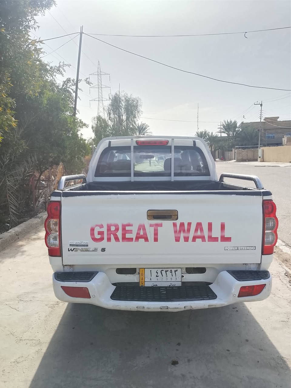 سياره للبيع كريت ويل  موديل 2014 سياره نضيفه جدا السعر 80 وبيه مجال بسيط ***********
