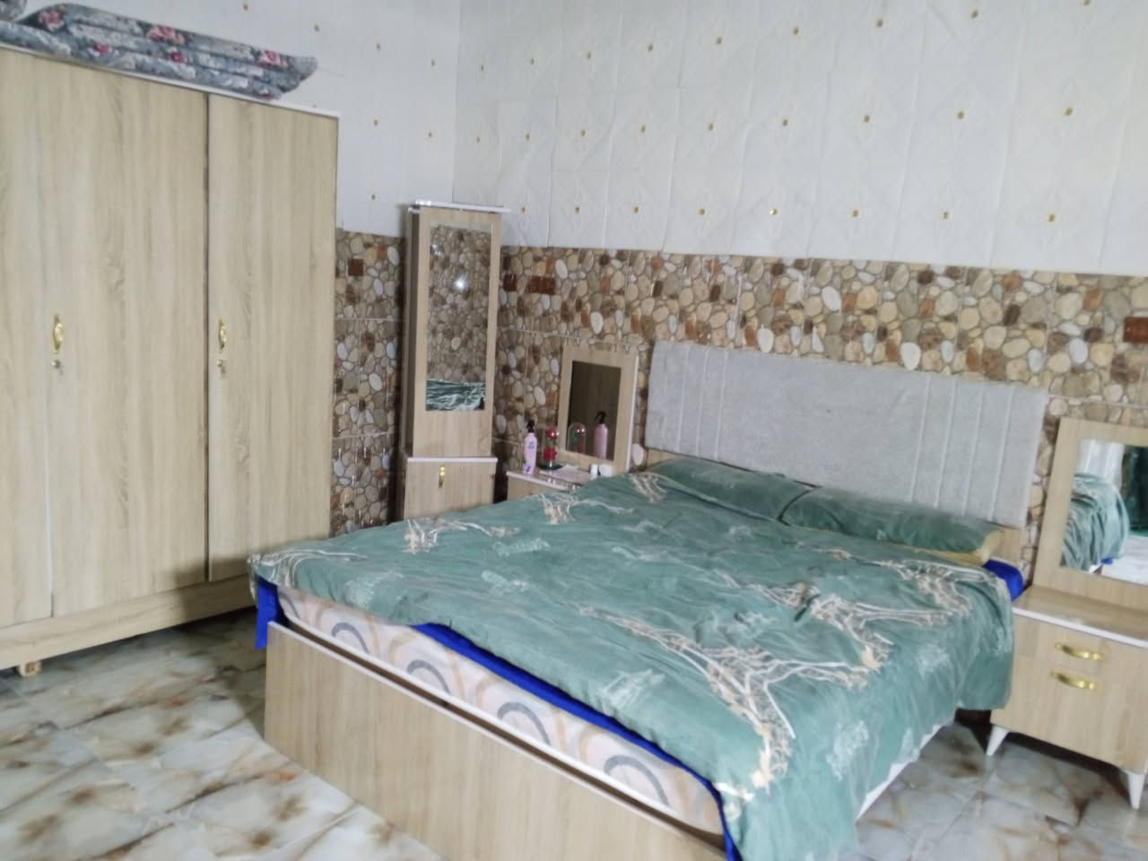 قرفه نضيفه مستعمله ال مدت شهر ال بيع 260وبيه مجال ***********بي وتساب كركوك رحيم اوا
