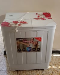 توجد غسالة ملابس جديدة للبيع تواصل مع الرقم 07709646522