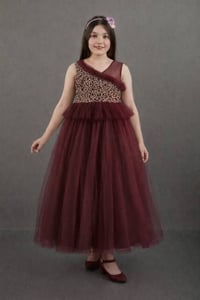 بدله عرايسي • تركي أصلي • ٨-١٢ سنة