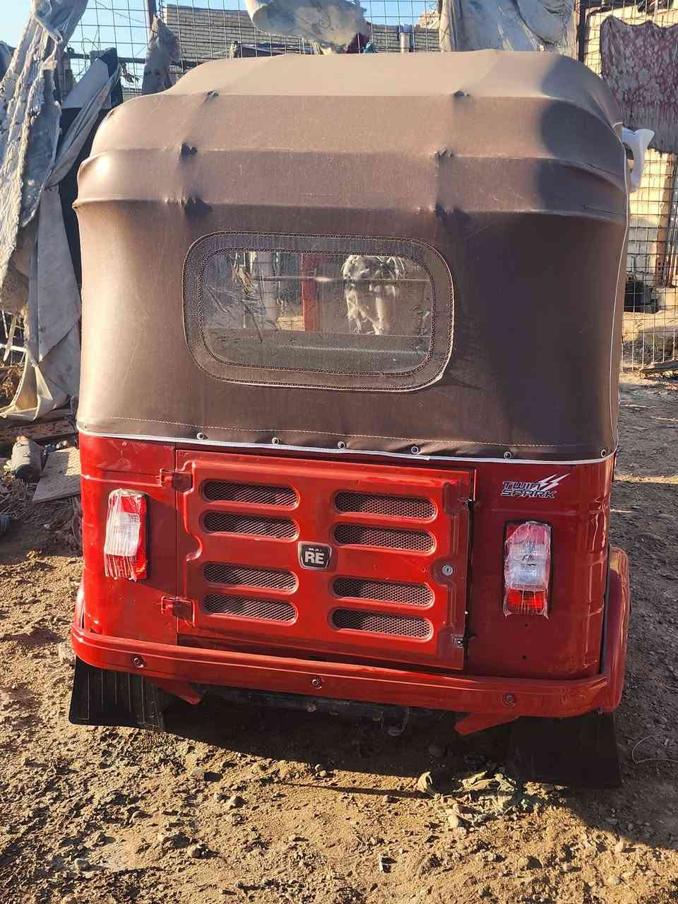 سلام عليكم تكتك 2018 شهر 12 تكتك معمره تكحيلات و دوسات بدون أي ضربه وضرر ومكينه مجفته تكتك رقم انكليزي بأسمنا عوزها باتري فقط وتكتك جاهزه وكامله وهستوها طالعه من تعمير ب 5750 مكاني بغداد سبع قصور متواجد ماسنجر واتساب هم***********
