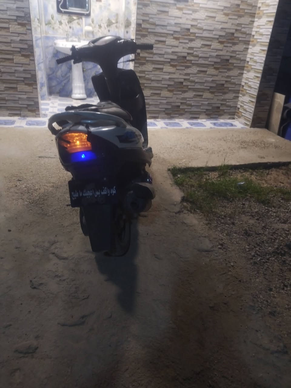 السلام عليكم من رخصت صاحب الكروب
دراجه ماكس عدله للبيع دراجه كامله بس بيهاااا نقص سلف وكتف مال اشايرر دراجه مفتوحه مره وحده بوشه 49

السعر 475وبيها مجال


**إذا كنت صاحب هذا الإعلان وتريد حذفه لأي سبب، رجاءا أرسل رسالة إلى الدعم الفني**