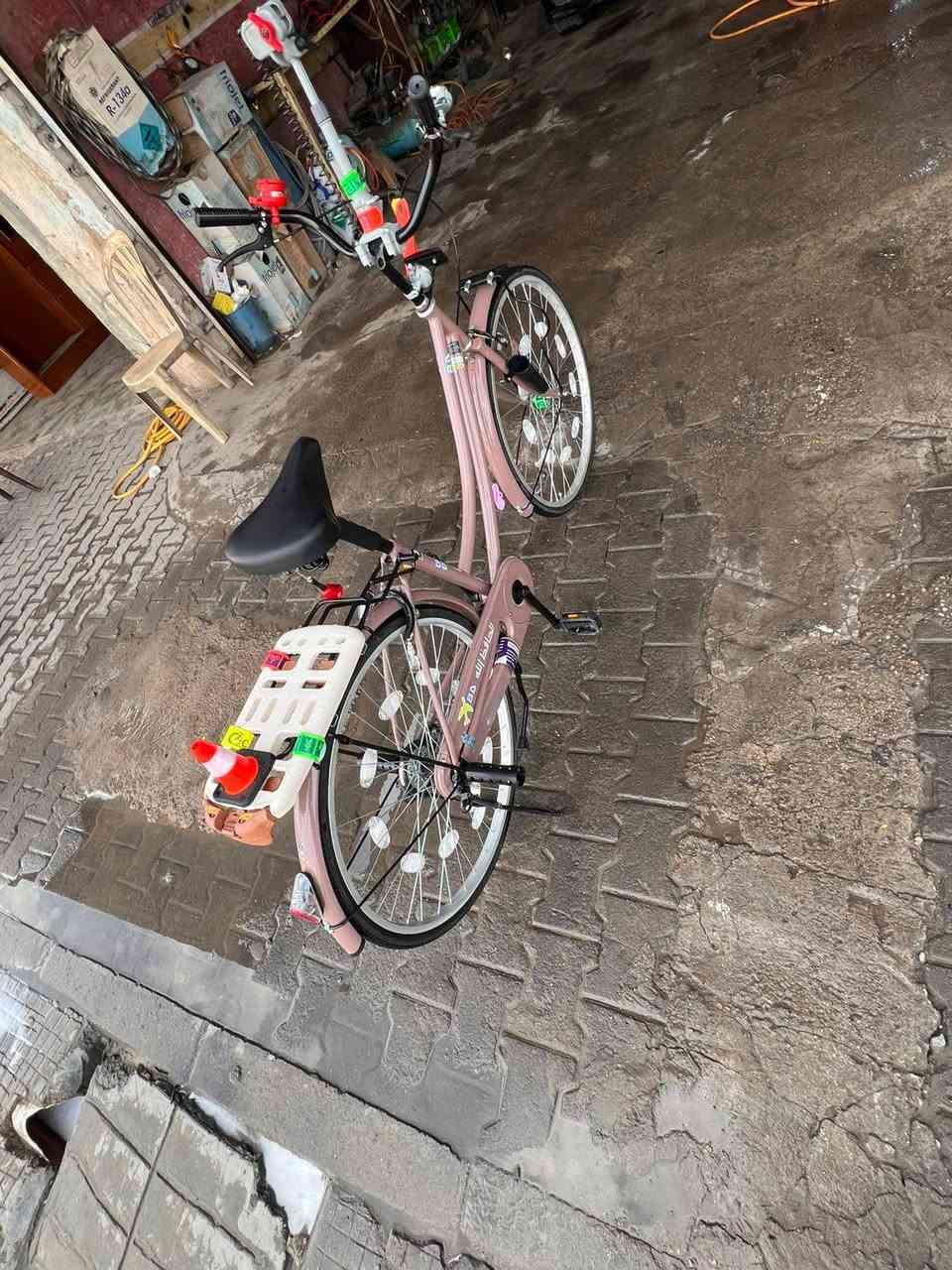 سلام عليكم بايسكل للبيع موديل 22 
130 وبي مجال


**إذا كنت صاحب هذا الإعلان وتريد حذفه لأي سبب، رجاءا أرسل رسالة إلى الدعم الفني**