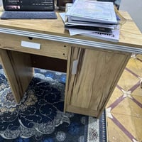 ميز مكتبي • للبيع • شراي خاص