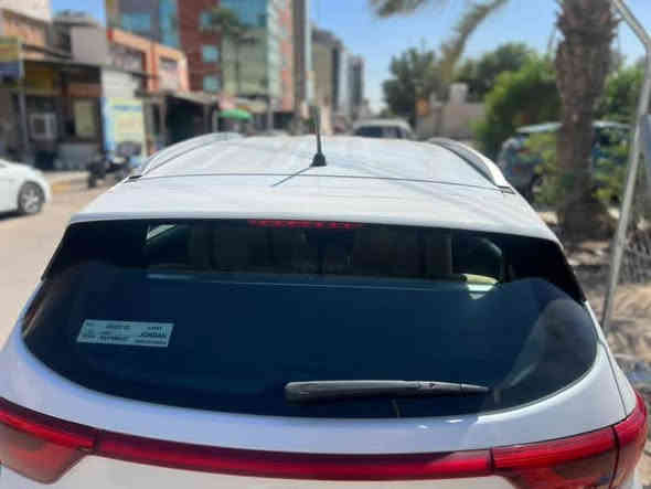 سبورتج خليجي 18
محرك 2000
ماشيه 123
بدون حادث ولا صبغ 
بكلايت لدات 
يدات نيكيل 
حساس امامي خلفي 
تحكم ستيرن جهتين
تبريد شاشه مناخين
تبريد قطعتين
مري شفط 
بابل مكان لسياره
 لتواصل ***********
