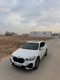 بي ام X1 • ٢٠٢١ • فول اوبشن