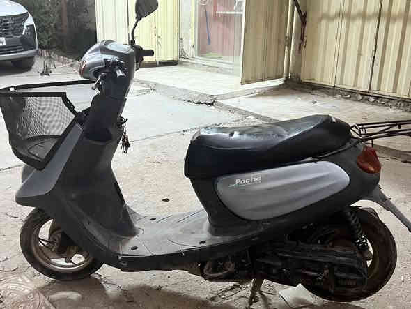 السلام عليكم منغولي ٢٠٠٣ السعر ٣٢٥ و بيها مجال  ***********
