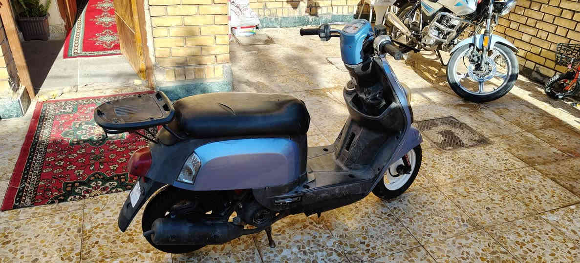 ماكس بوليسي للبيع موديل 2008 نكره سلف و هندر شغالة دراجه نظيفة جدا مثل ما موضح بل صور السعر 750 و بيه مجال بسيط والشراي بي خير و يدلل متواجد فيس او على الرقم *********** مكان كربلاء فريحه قرب جامعة كربلاء
