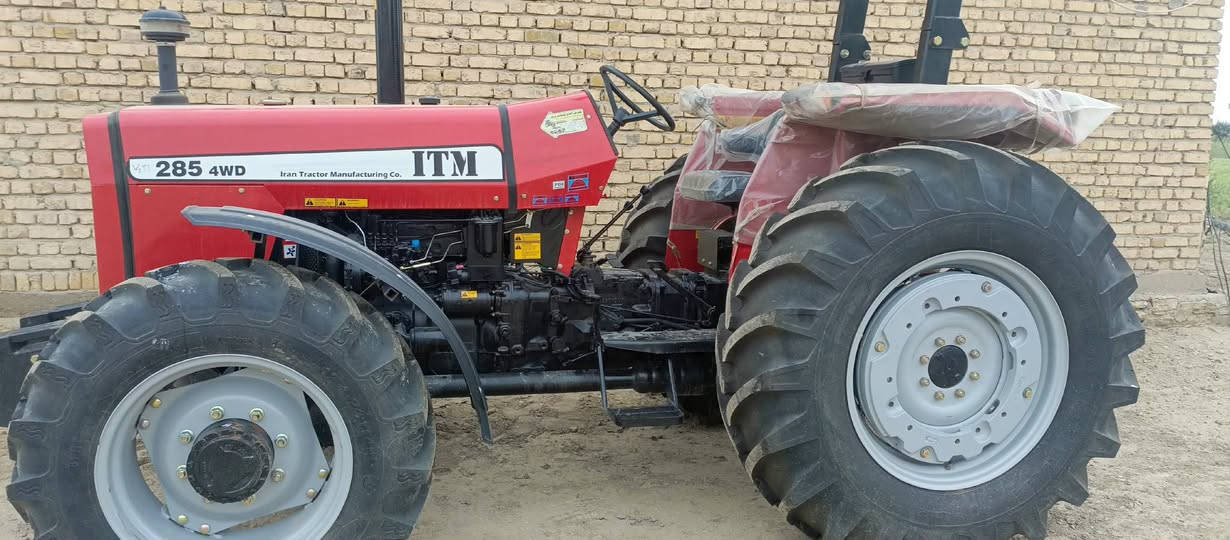 السلام عليكم مكينه لبيع موديل 2025مع فدان تركي حجم 10 المكان السماوه مكلف بنشر رقم صاحبها ‏‪***********‬‏
