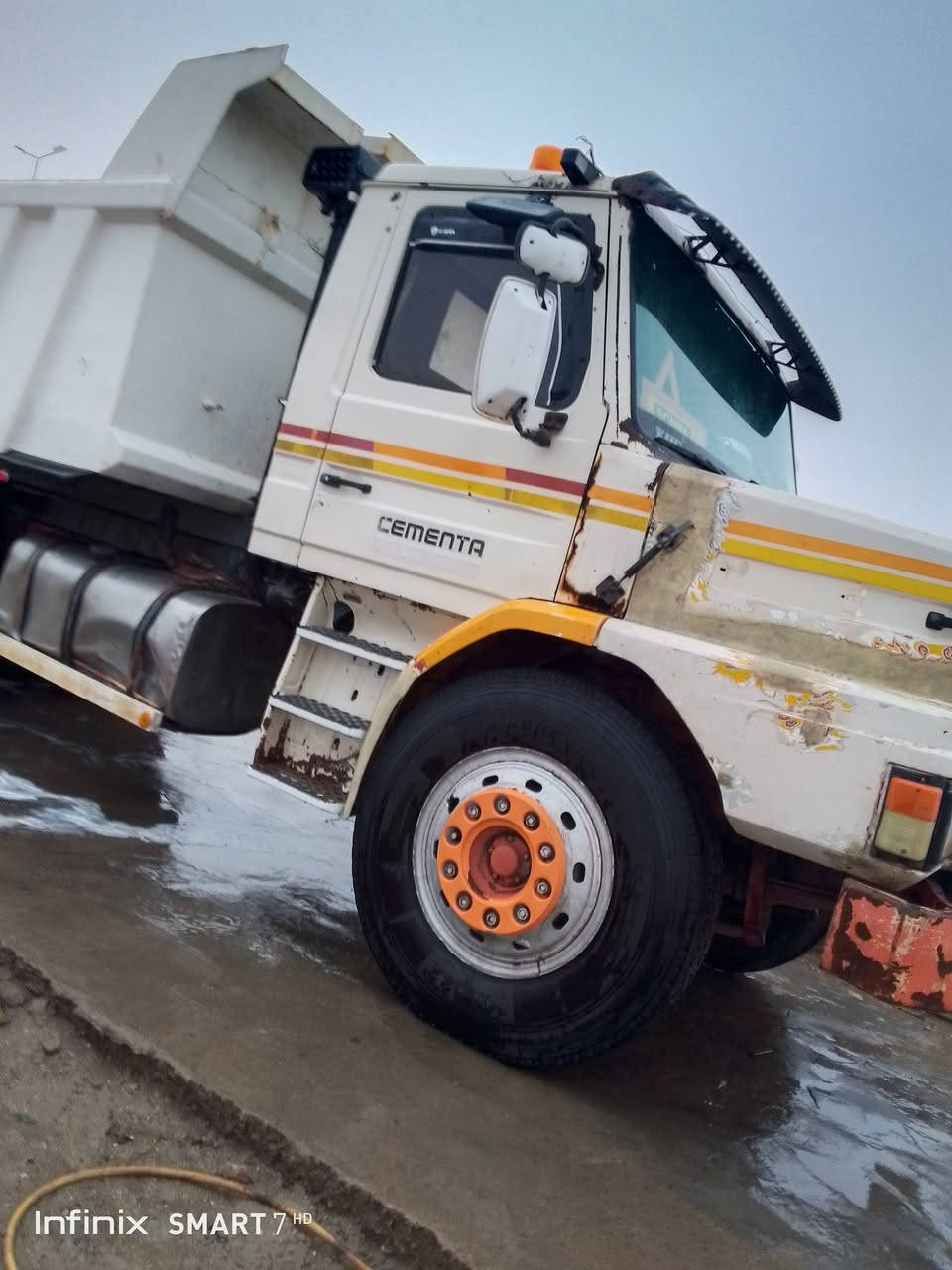 السلام عليكم 
سكانيه 113
1986
كير 5
مكينه 13
مجموعه بايجر 
كفاله عامه كير مكينه شاصي 
بسمنه رقم انكليزي قادسيه سنويه لل 29
سعر مناسب 
باقي التفاصيل 
رقم 
***********
