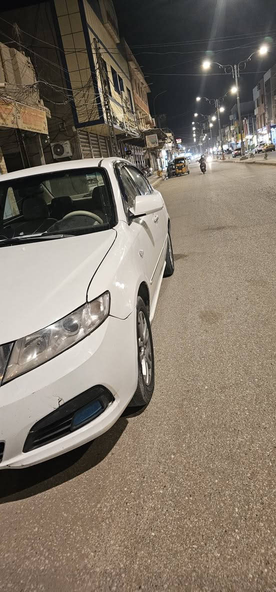 السلام عليكم
فقط مراوس 

كيا اوبتيما ٢٠٠٩ خليجي 
مكينه شرط لا مفتوحه لا تنقيص لا تبخير
تخم تاير جديد
حداديه ١٠٠
رقم بغداد 
سنويه لل 2029
سياره بيها ثلاث قطع مصبوغات 
بس اني ابيع حزام على مود ما يصير ام فاشل 
مكان السياره بابل الاسكندريه 

الرقم *********** واتساب
